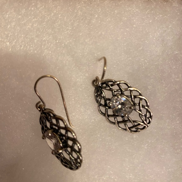 92.5% sterling silver earrings - Picture 5 of 6